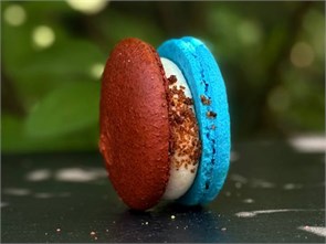 {{photo.Alt || photo.Description || 'Макарон дор блю - бородинский хлеб'}}