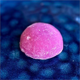 {{photo.Alt || photo.Description || 'Моти малиновая панна-котта'}}