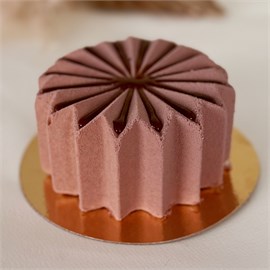 Фигурный бенто шоколад - фундук 10086