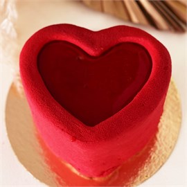 {{photo.Alt || photo.Description || 'Фигурный бенто красный бархат'}}